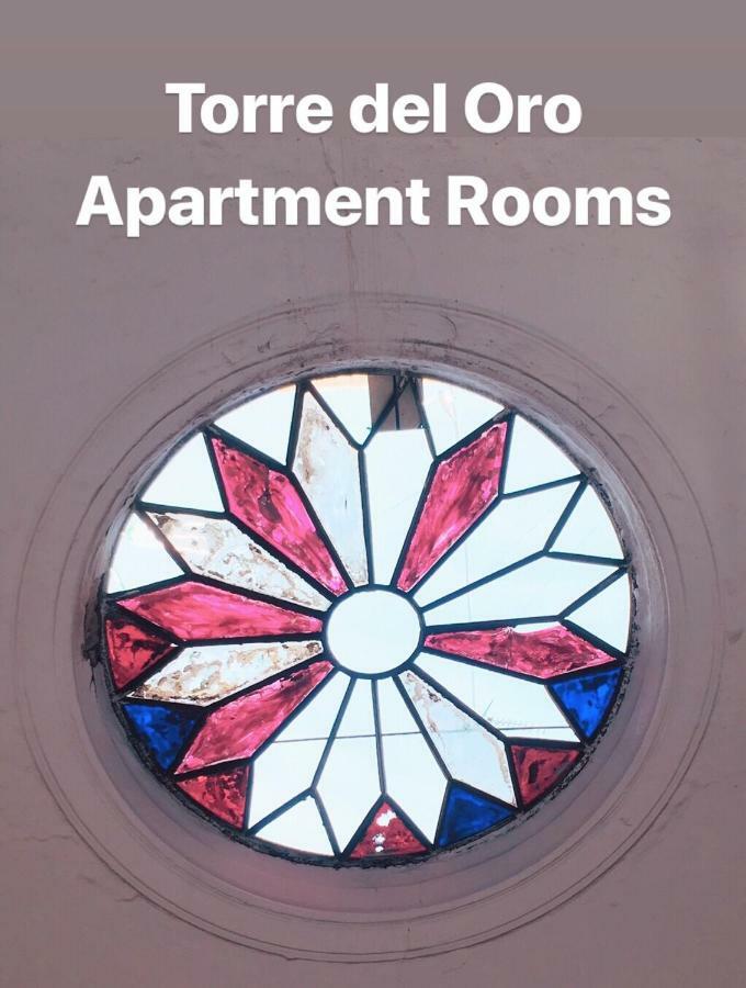 La Maestranza Apartment Rooms セビリア エクステリア 写真