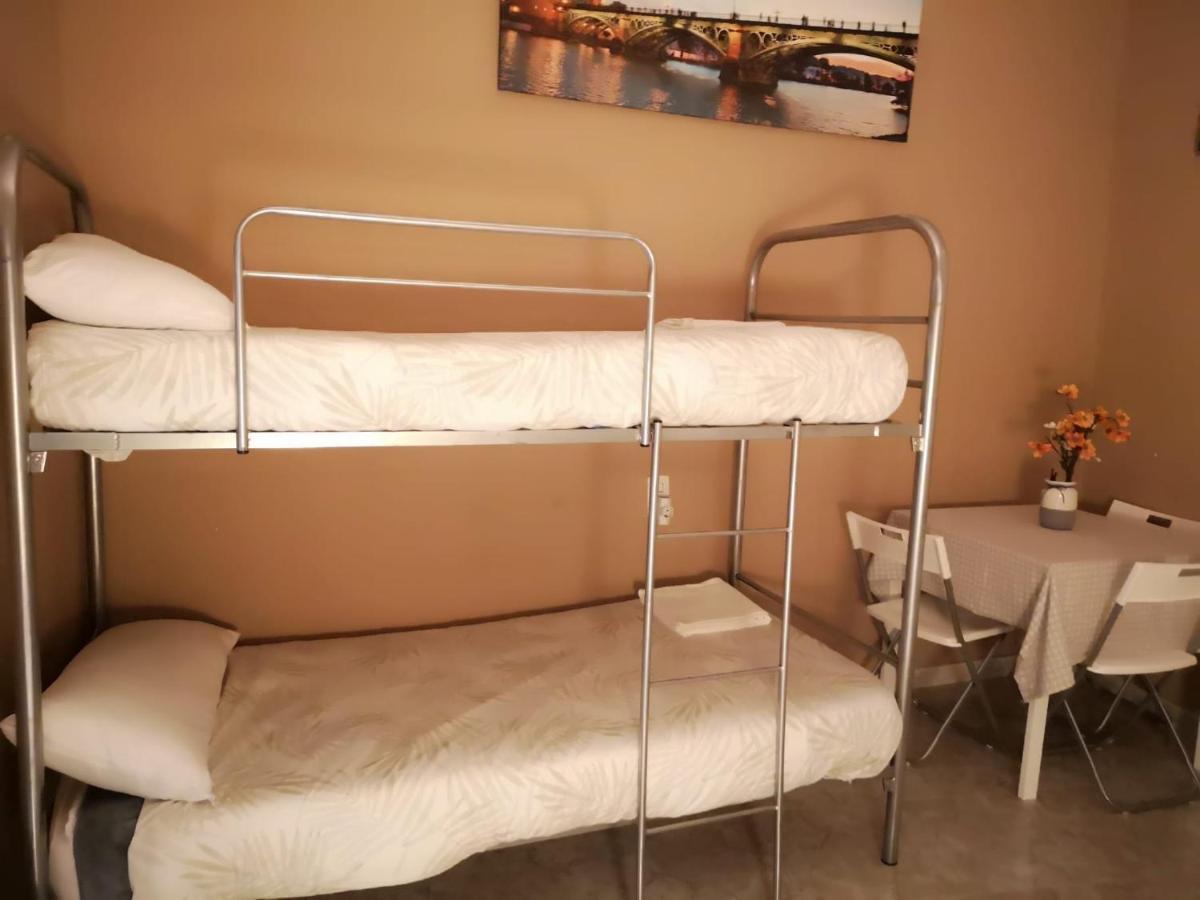 La Maestranza Apartment Rooms セビリア エクステリア 写真